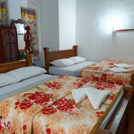 Ruchi House Hotel Nuwara Eliya Bagian luar foto