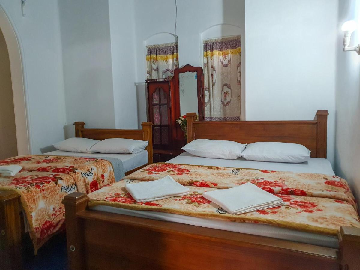 Ruchi House Hotel Nuwara Eliya Bagian luar foto