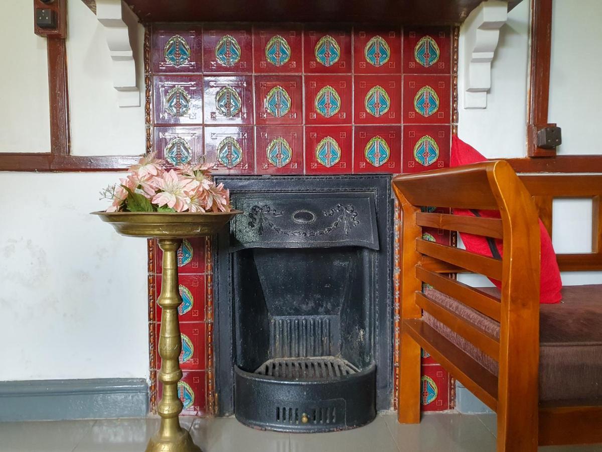 Ruchi House Hotel Nuwara Eliya Bagian luar foto