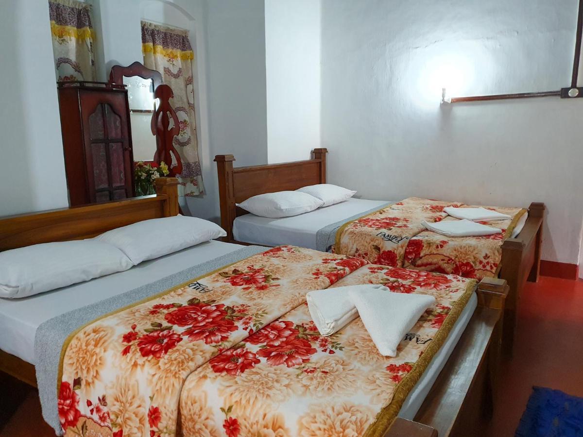 Ruchi House Hotel Nuwara Eliya Bagian luar foto