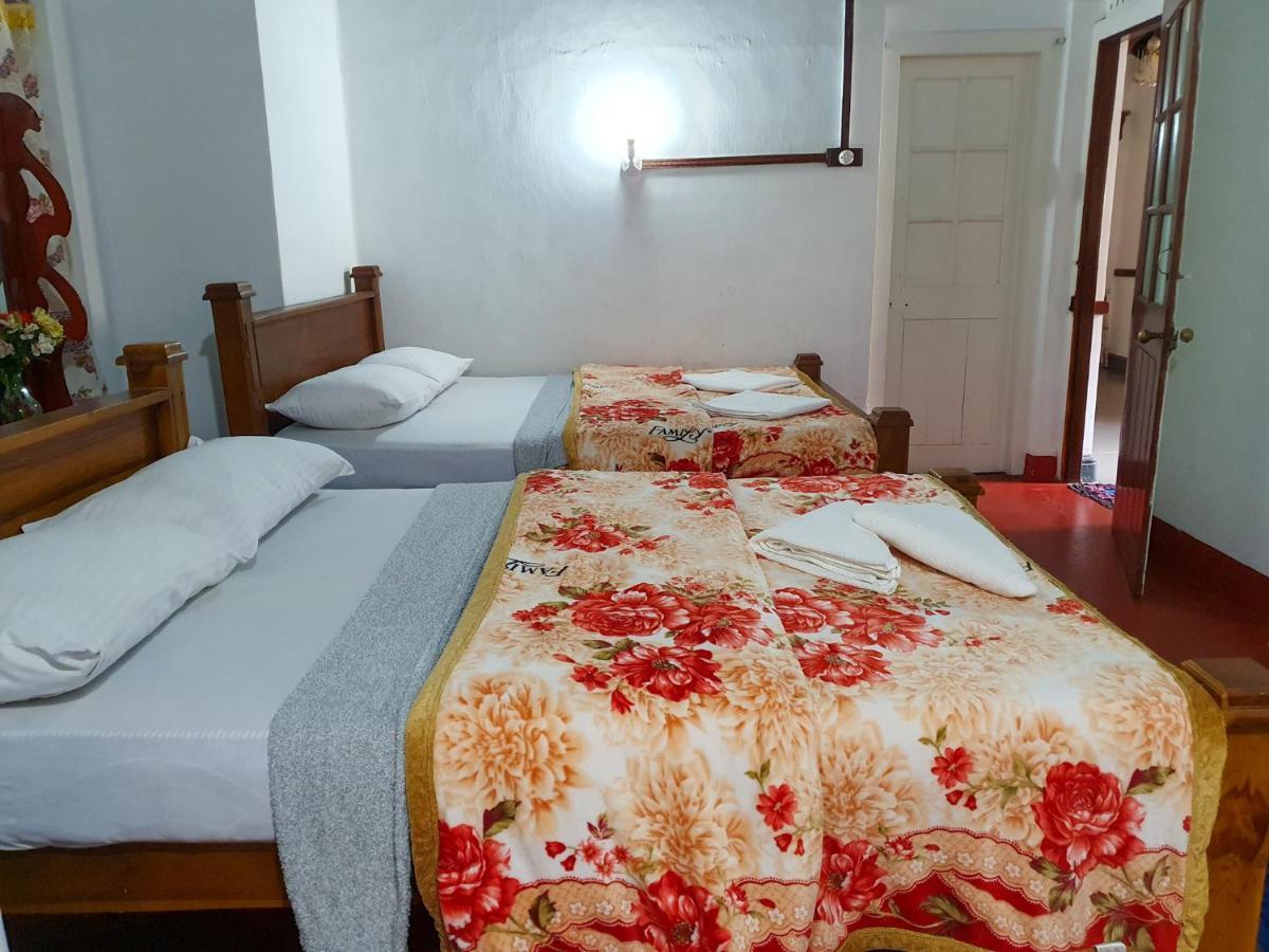 Ruchi House Hotel Nuwara Eliya Bagian luar foto
