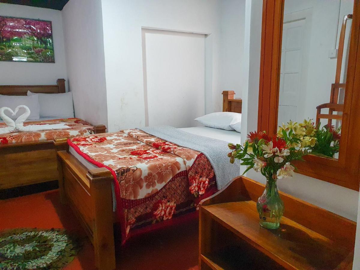 Ruchi House Hotel Nuwara Eliya Bagian luar foto