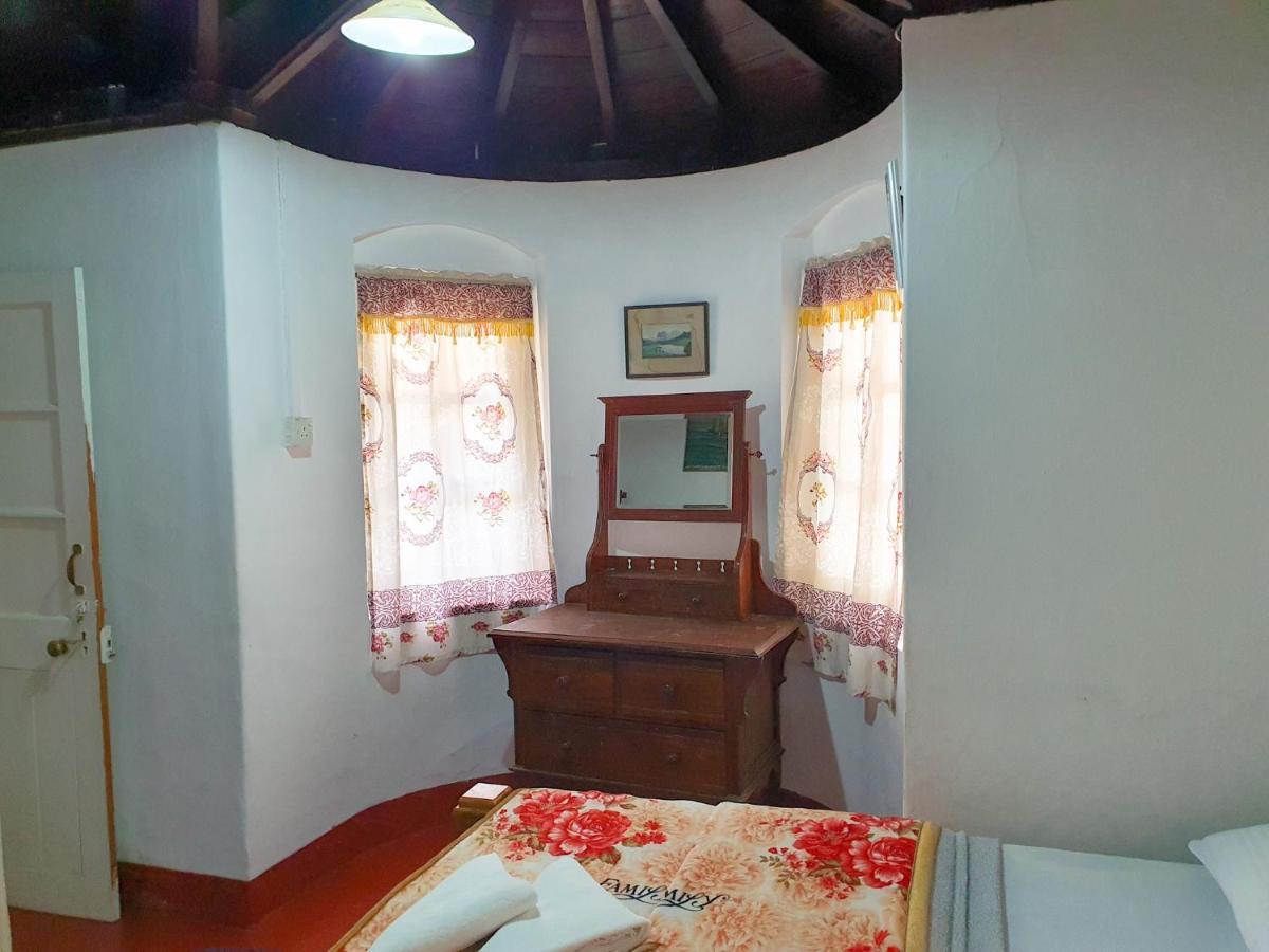 Ruchi House Hotel Nuwara Eliya Bagian luar foto