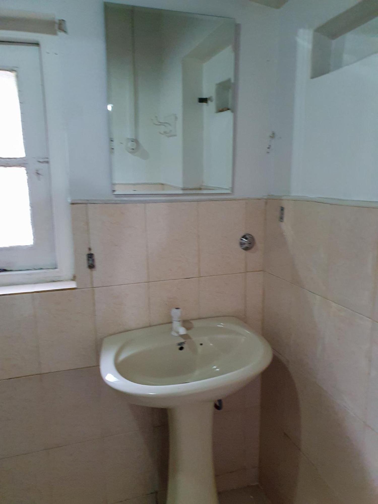 Ruchi House Hotel Nuwara Eliya Bagian luar foto