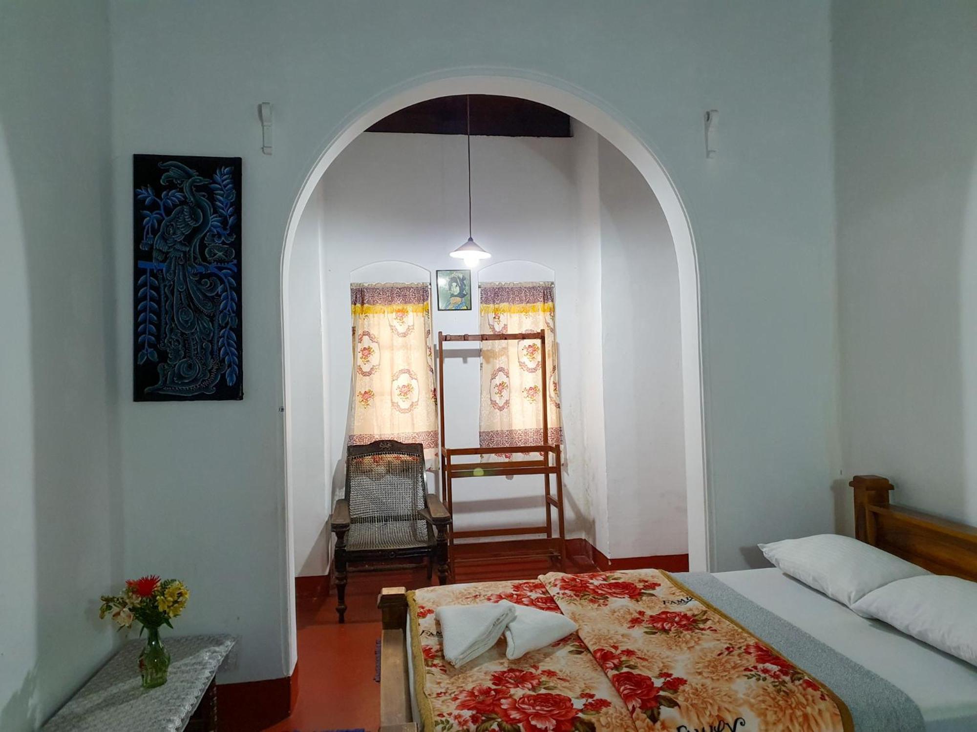 Ruchi House Hotel Nuwara Eliya Bagian luar foto