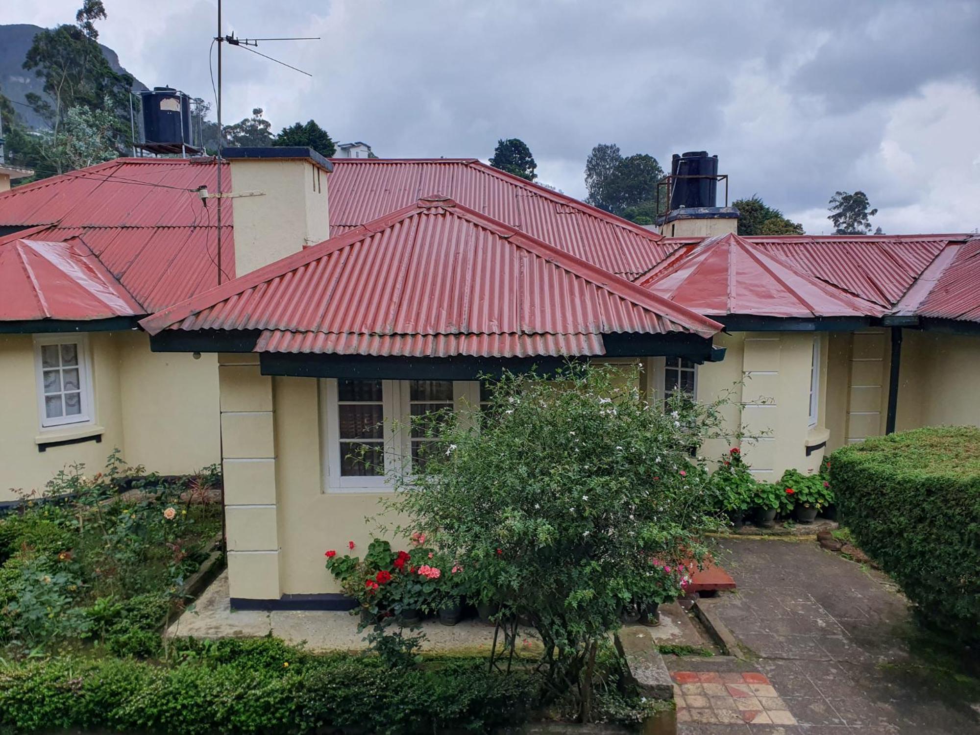 Ruchi House Hotel Nuwara Eliya Bagian luar foto